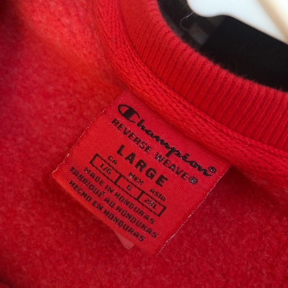 Red Champion Cropped Sweatshirt LARGE - Picture 4 of 5